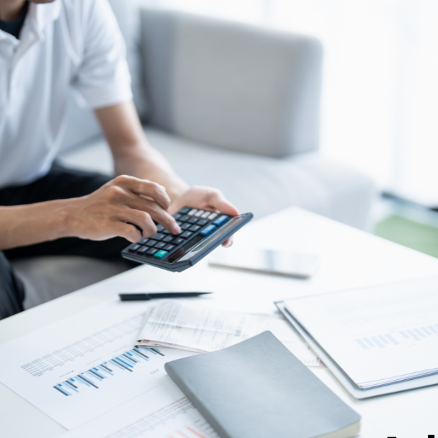 Customers managing savings from mobile